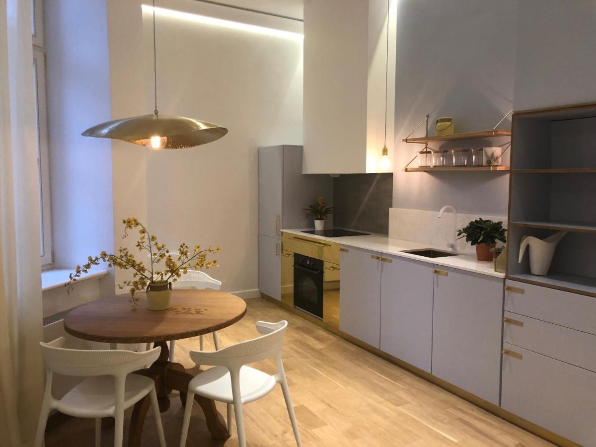 Boutique Elizabeth apartment Riga Extérieur photo